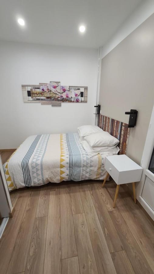 ברידס-לס-באן Joli Appartement Renove Avec Terrasse מראה חיצוני תמונה