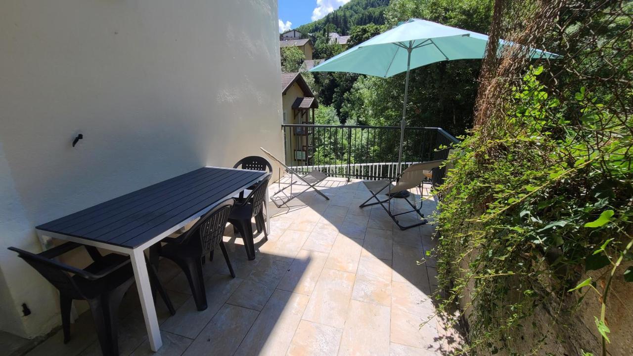 ברידס-לס-באן Joli Appartement Renove Avec Terrasse מראה חיצוני תמונה